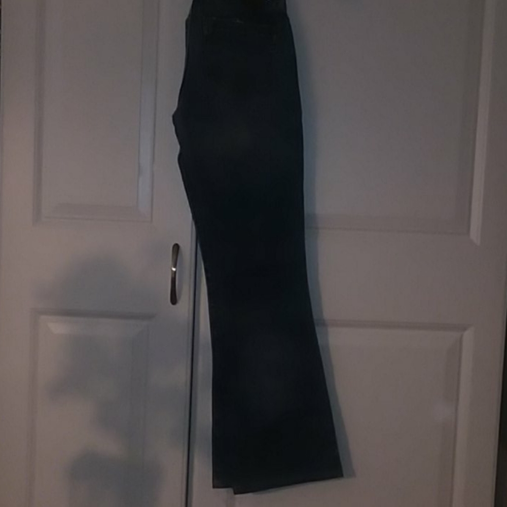 Jeans - Picture 3 of 4